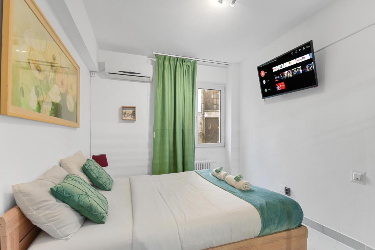 Central Studio Emerald Apartment Bucharest Luaran gambar